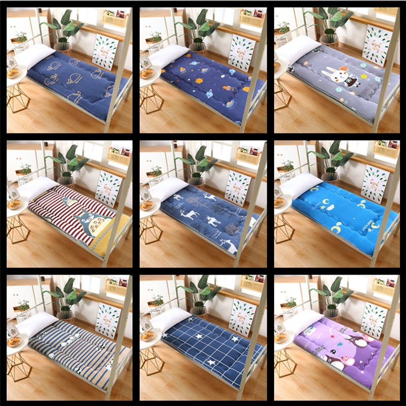 Nệm Ngủ Dày Dặn Chống Ẩm Gấp Gọn Tiện Dụng