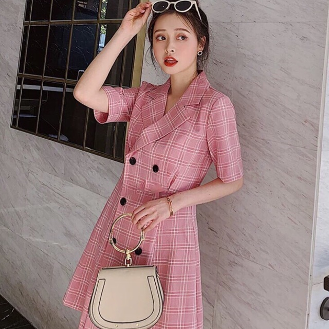 Đầm dự tiệc xoè kẻ caro cổ vest cực sang ❤️