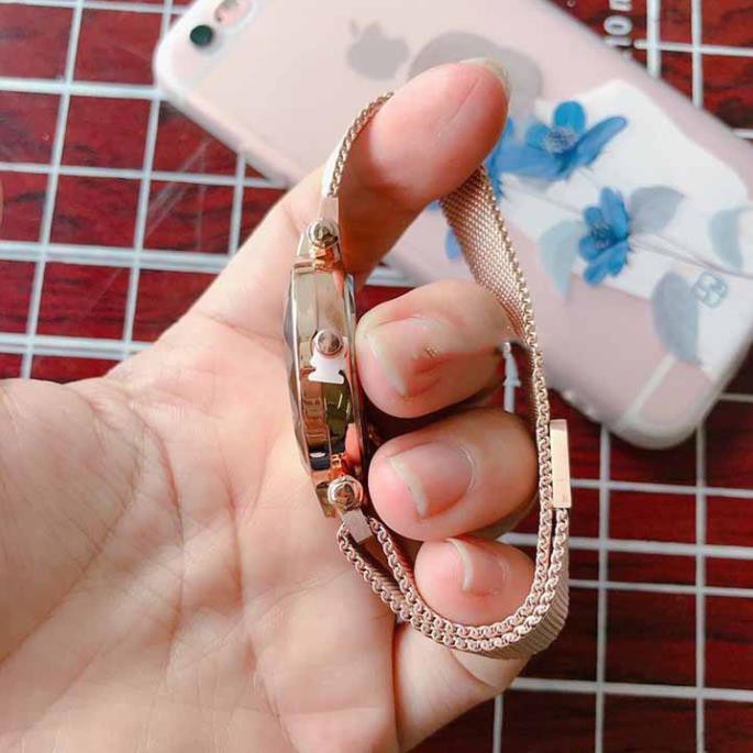 Đồng hồ nữ NC01 dây nam châm ( tặng kèm hộp đựng )