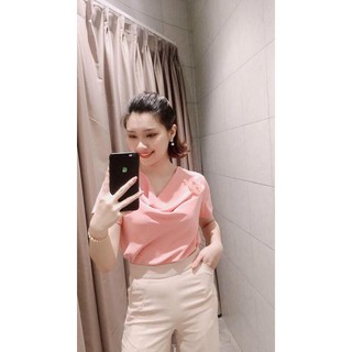 Áo lụa cổ đổ kèm tag hoa hàng cao cấp