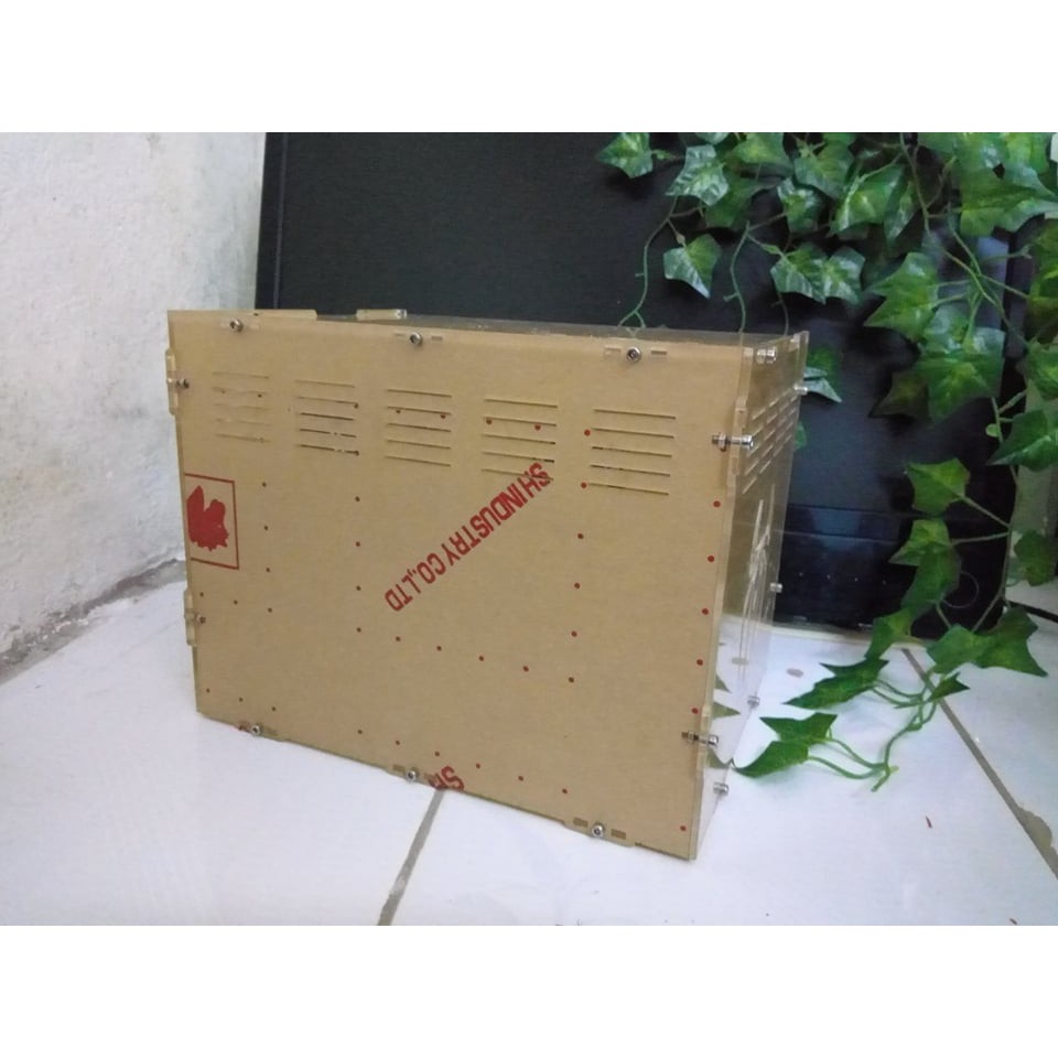 Hộp Nuôi Nhện Cao Cấp 25-20-20