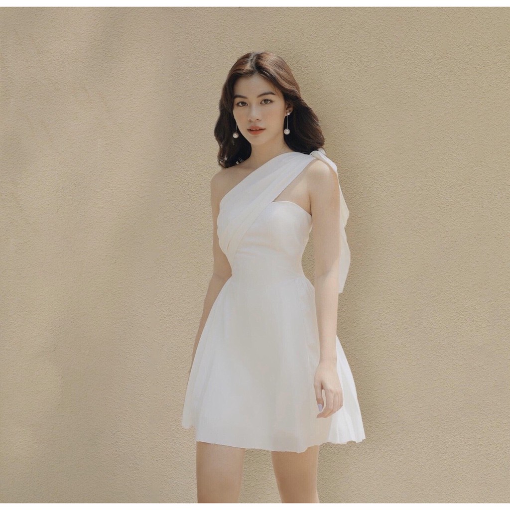 Đầm trắng dự tiệc dáng xòe đẹp LAMOUR DRESS | BigBuy360 - bigbuy360.vn