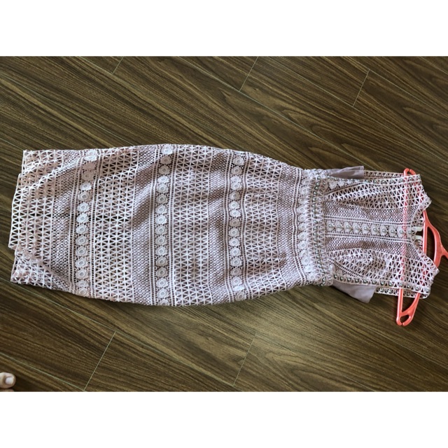 Váy body Hương