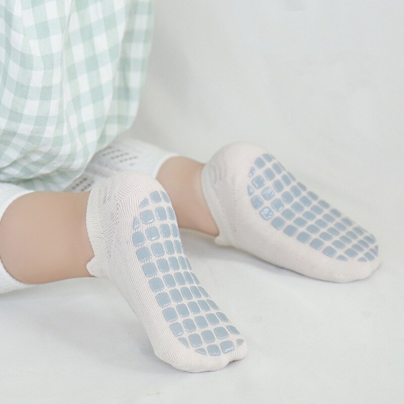 Vớ Cotton Mềm Chống Trượt In Họa Tiết Hoạt Hình Dễ Thương Thời Trang Thu Đông Cho Bé Sơ Sinh