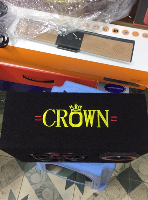 Loa crown 5 vuông - tặng kèm dây AV 3.5 lấy nhạc- BH 6 tháng đổi mới