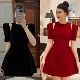 Đầm nhung khoét vai