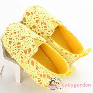 Giày đế mềm chống trượt cho bé
