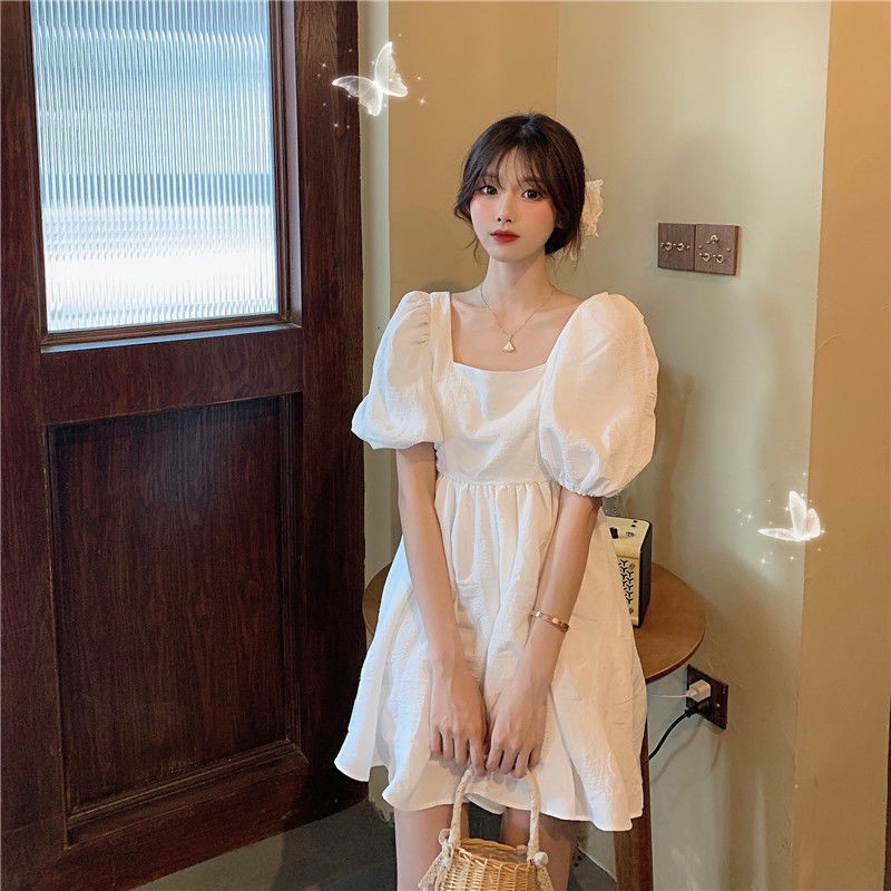 Đầm tay bồng cổ vuông chiết eo màu trắng thời trang trẻ trung xinh xắn | BigBuy360 - bigbuy360.vn