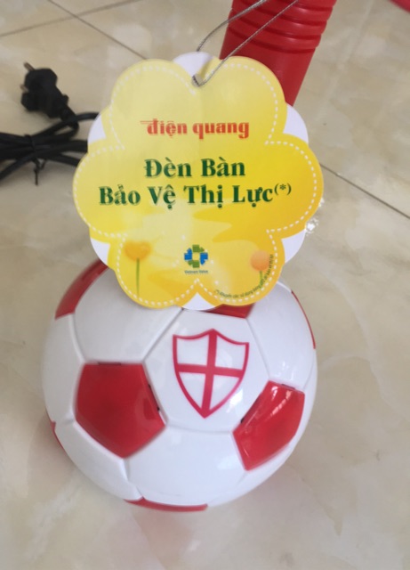 Đèn Học sinh chống cận ĐIỆN QUANG (CHO BÉ TRAI)