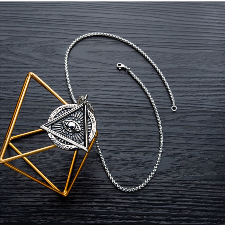 Vòng cổ thép titan mặt mắt quỷ phong cách Âu Mỹ thời trang cho nam