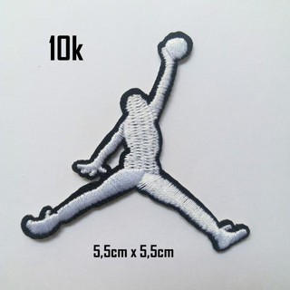 Sticker vải dán quần áo