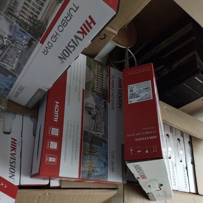 Đầu ghi hình 5 in 1 16 kênh HIKVISION DS-7216HGHI-K1 chay camera 5m hikvision tặng 1 nguồn dự phòng
