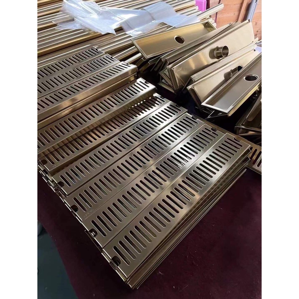 GA THOÁT SÀN NHÀ TẮM DÀI 30CM, 60CM HÌNH CHỮ NHẬT CAO CẤP INOX 304  ĐUÔI THOÁT CÂN NGĂN MÙI.