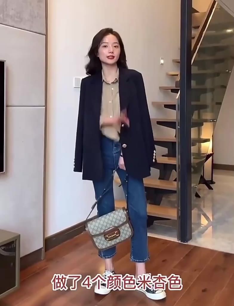 Áo blazer nữ quảng châu 2 lớp cúc đồng cao cấp có đệm vai mẫu mới | BigBuy360 - bigbuy360.vn