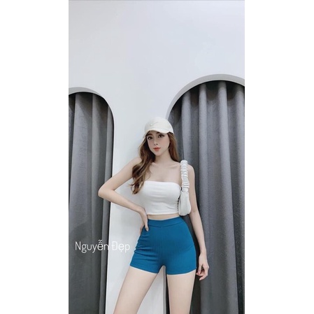Áo ống siêu hót.