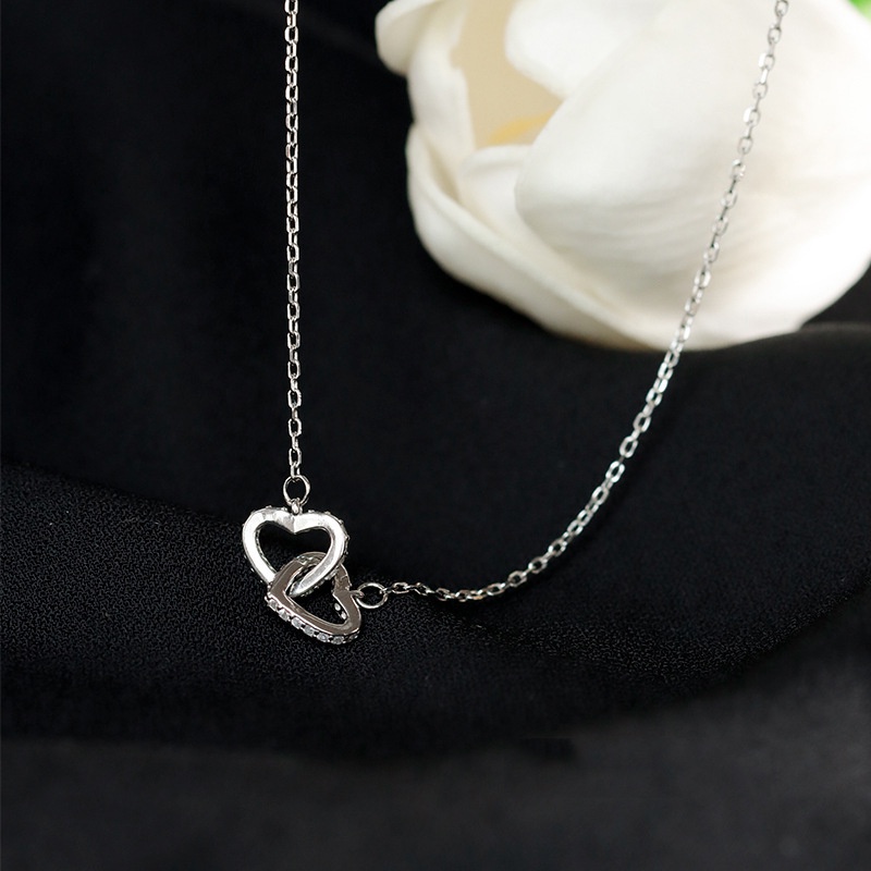 Vòng cổ Ahellogirl mặt trái tim đôi đính đá sang trọng