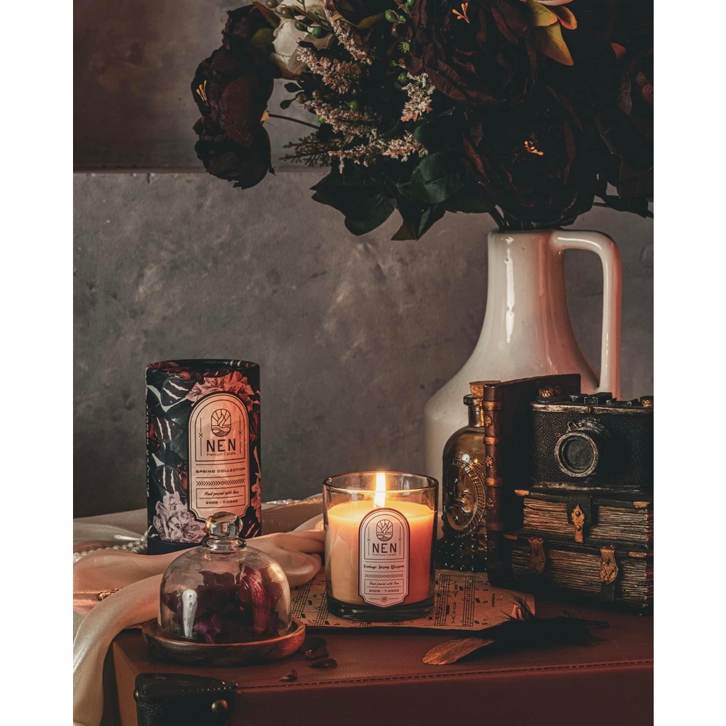 Nến Thơm NEN Vintage Spring Blossom - Hương Hoa Mùa Xuân Cổ Điển 210g (HS2-TI)