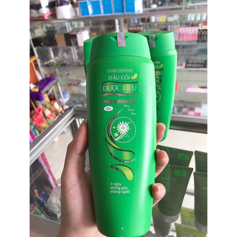 DẦU GỘI DƯỢC LIỆU THÁI DƯƠNG 3 màu xanh mùi lá 200ml