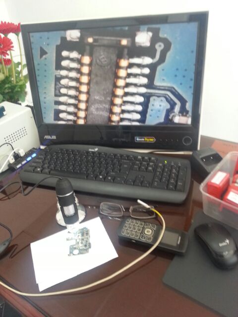Kính hiển vi kết nối trực tiếp LCD qua cổng USB 1600X