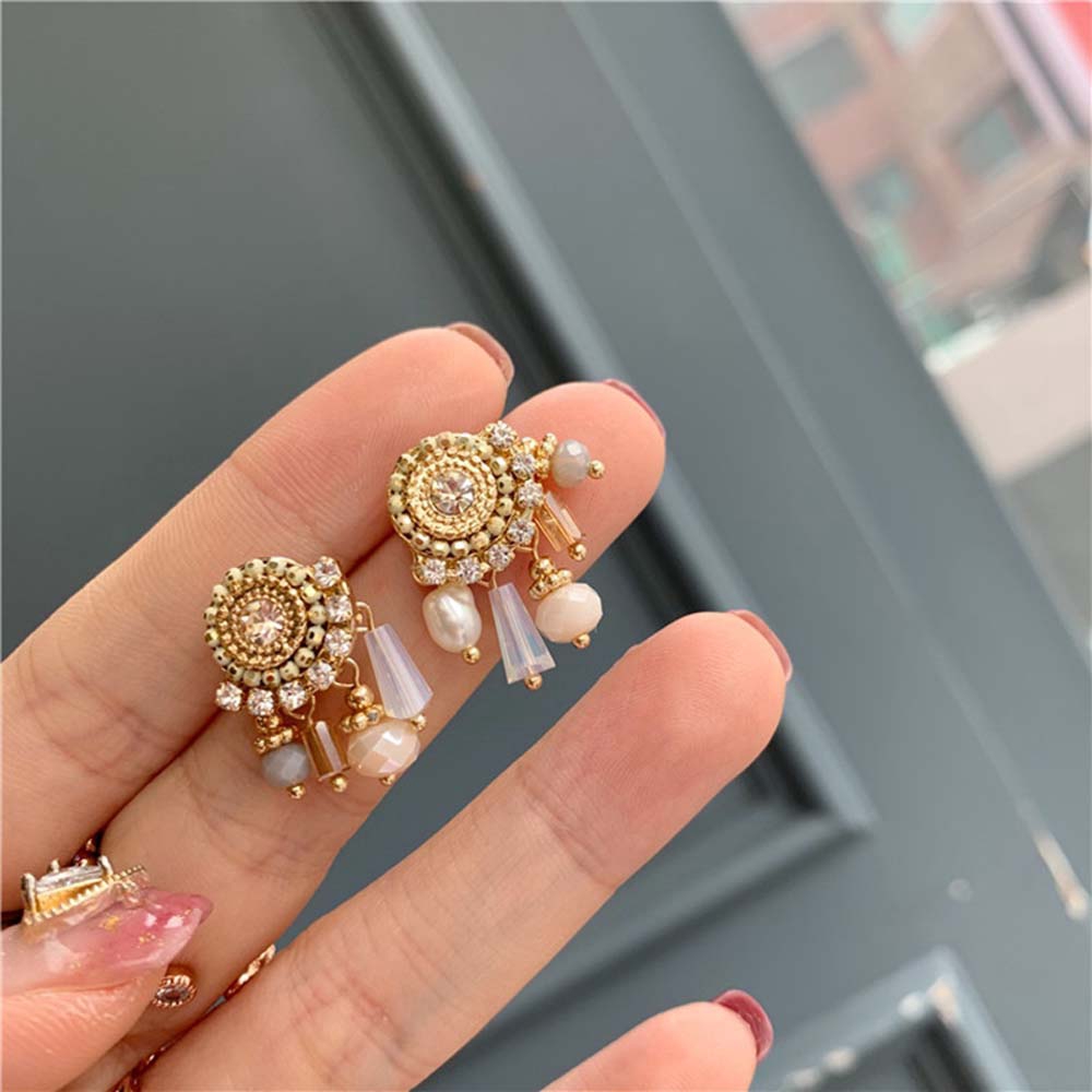 Đôi Khuyên Tai Dài Phối Hạt Ngọc Trai Giả Thời Trang Cho Nữ