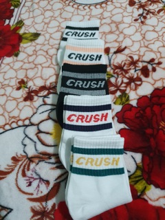 Tất vớ nữ cổ cao chữ - crush socks