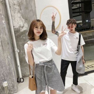Áo đôi tim chữ ngực