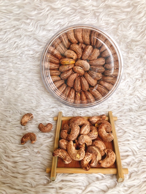 500GRAM HẠT ĐIỀU RANG MUỐI NGUYÊN LỤA (380-410 HẠT/KG) | BigBuy360 - bigbuy360.vn