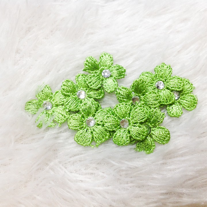 Set 5 Hoa thêu bông mai trang trí áo