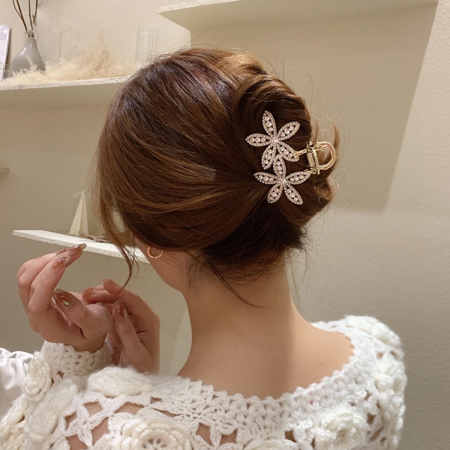 Giá Đỡ Kẹp Tóc Đuôi Ngựa Lớn Bằng Kim Loại Đính Đá Và Ngọc Trai Giả Phong Cách Hàn Quốc Cho Nữ
