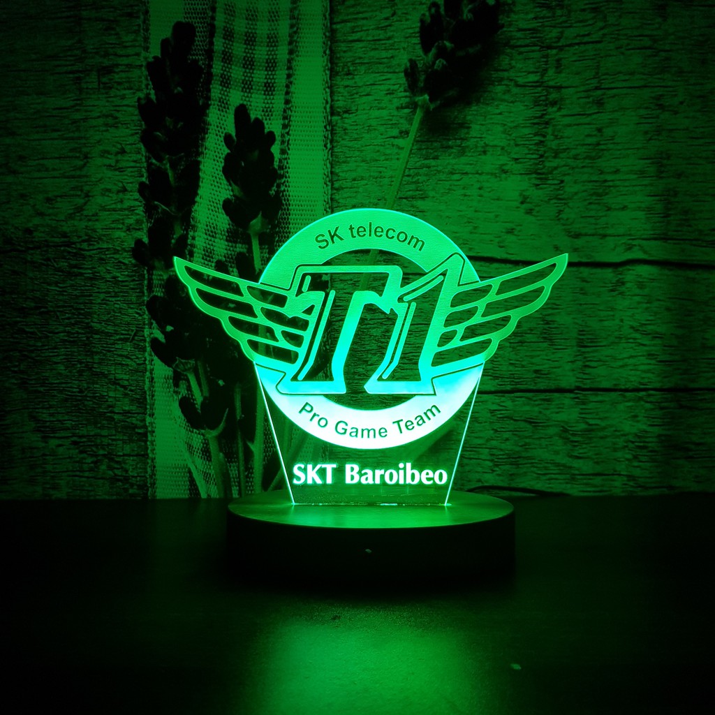 Đèn Led 3D 16 Màu💝CHÍNH HÃNG💝 Đèn Ngủ Trang Trí Mẫu Logo SKT T1 LMHT Chất Liệu Mica Cao Cấp
