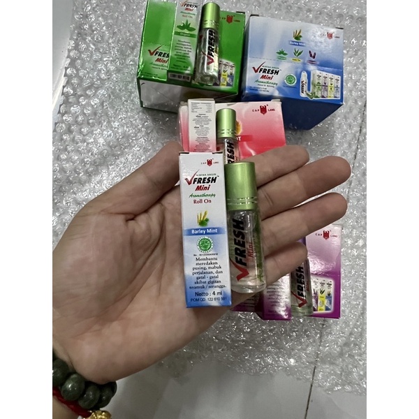 Dầu lăn bi VResh Singapore 4ml