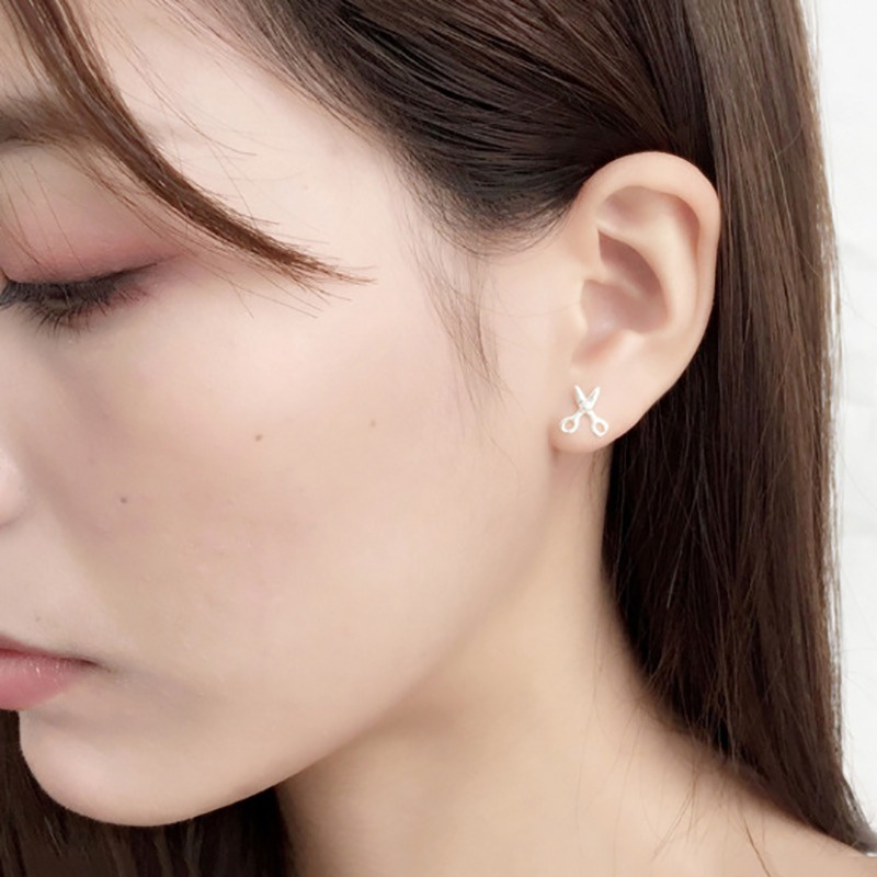 Khuyên Tai Hình Cây Kéo Độc Đáo Cá Tính Cho Nữ