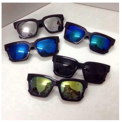 Mắt Kính Thời Trang unisex 2018 ( Còn Màu Đen)