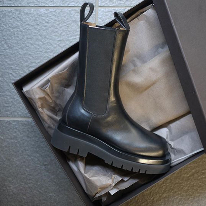 Giày bốt Martin cổ cao cá tính thời trang trẻ trung cho nữ | BigBuy360 - bigbuy360.vn