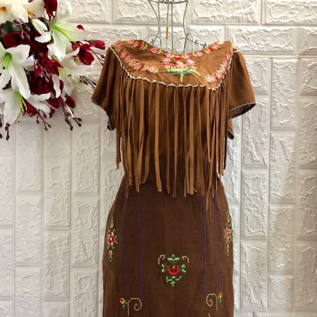 Set thêu độc lạ