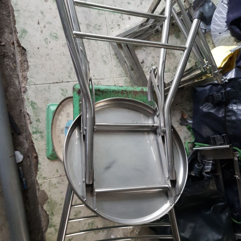 Ghế xếp inox có lưng dựa , cao lên mặt 30cm/50cm . Hàng chất lượng dày 1mm toàn bộ