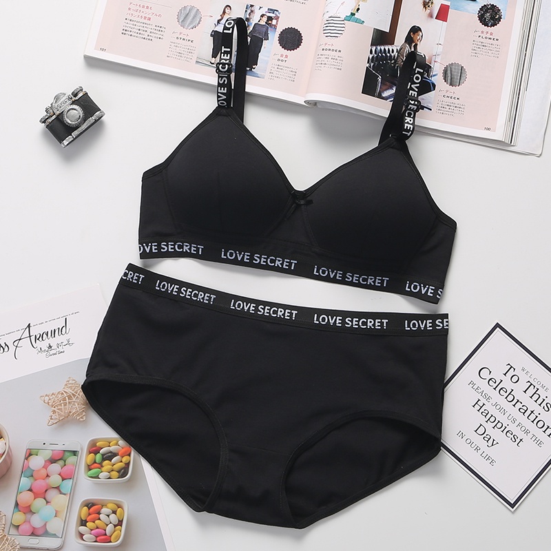 Bộ đồ lót nữ Love dễ thương, áo lót không gọng đệm mỏng, quần cotton thoáng mát co dãn, đồ lót cho bạn gái | BigBuy360 - bigbuy360.vn