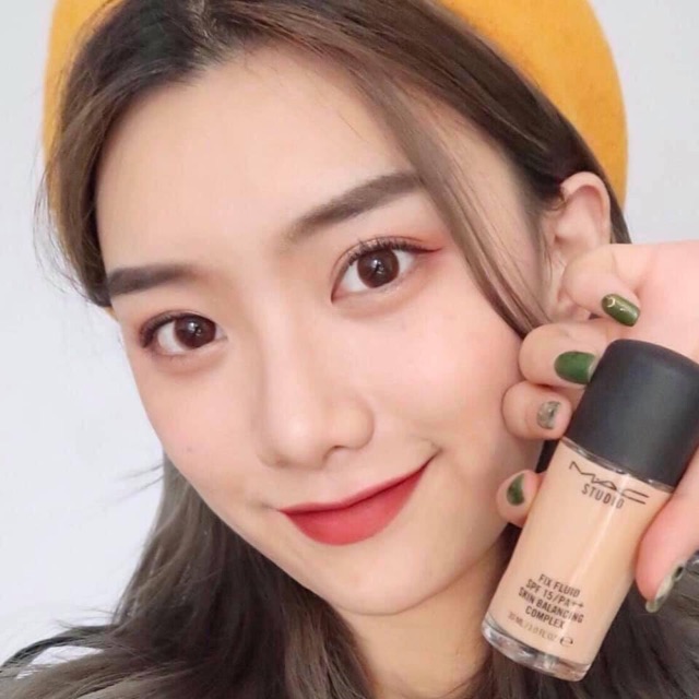 Kem nền Mac studio fix fluid spf15