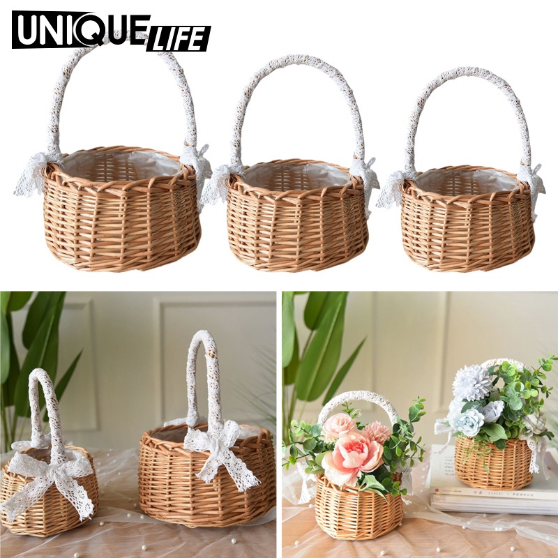 Giỏ đan mây tự nhiên phối ren dùng đựng hoa trang trí tiệc cưới