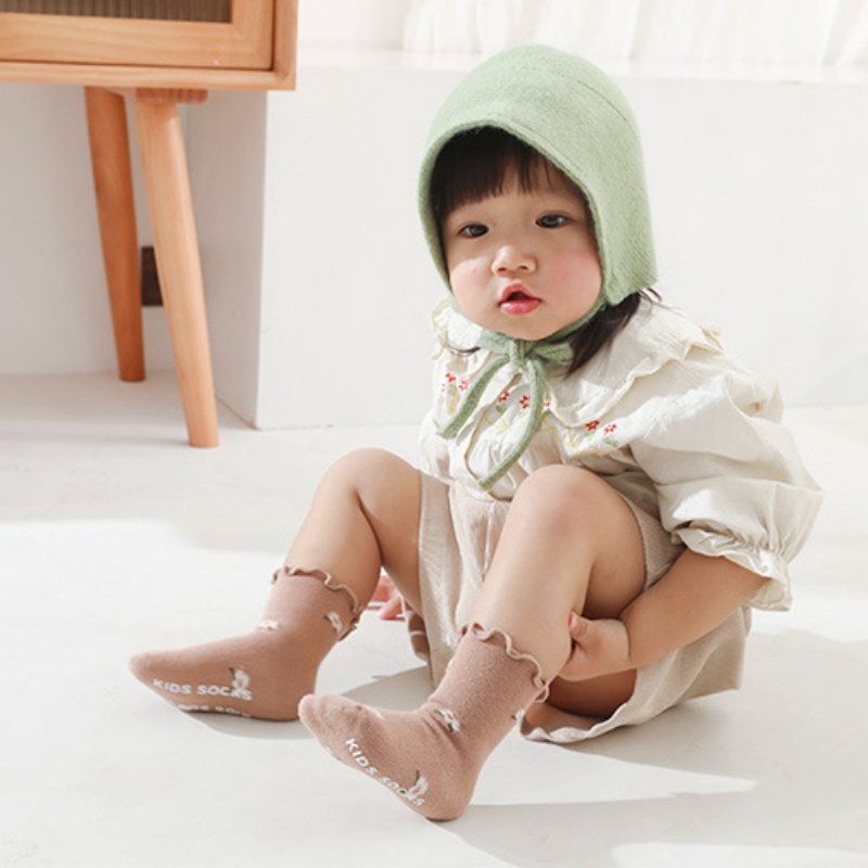 Vớ bằng cotton mềm mại hình hoa chống trượt cho bé