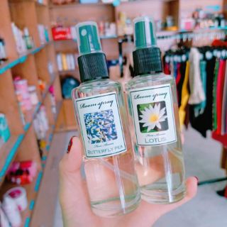TINH DẦU XỊT PHÒNG THÁI LAN