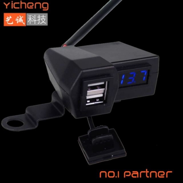 SẠC ĐIỆN THOẠI TRÊN XE MÁY 2 CỔNG KÈM BÁO VOLT - BH 12 THÁNG - SẠC ĐIỆN THOẠI