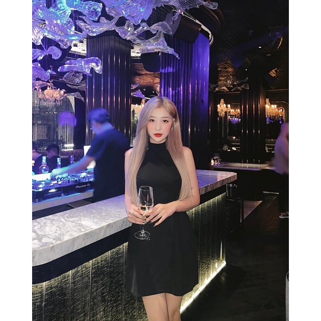 Váy body cổ yếm Simbabo