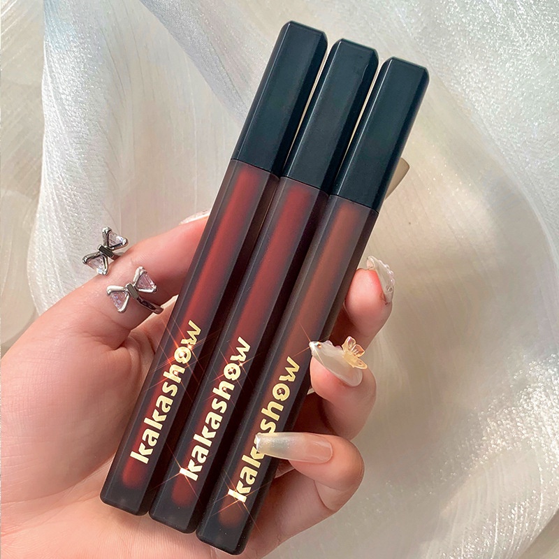 Son kem lì kakashow Ireneda mịn như nhung làm trắng môi chống dính thành cốc