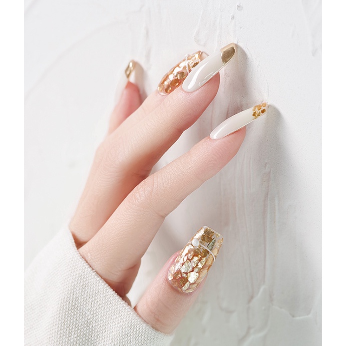 HŨ TRANG TRÍ NAIL MÀU VÀNG BẠC