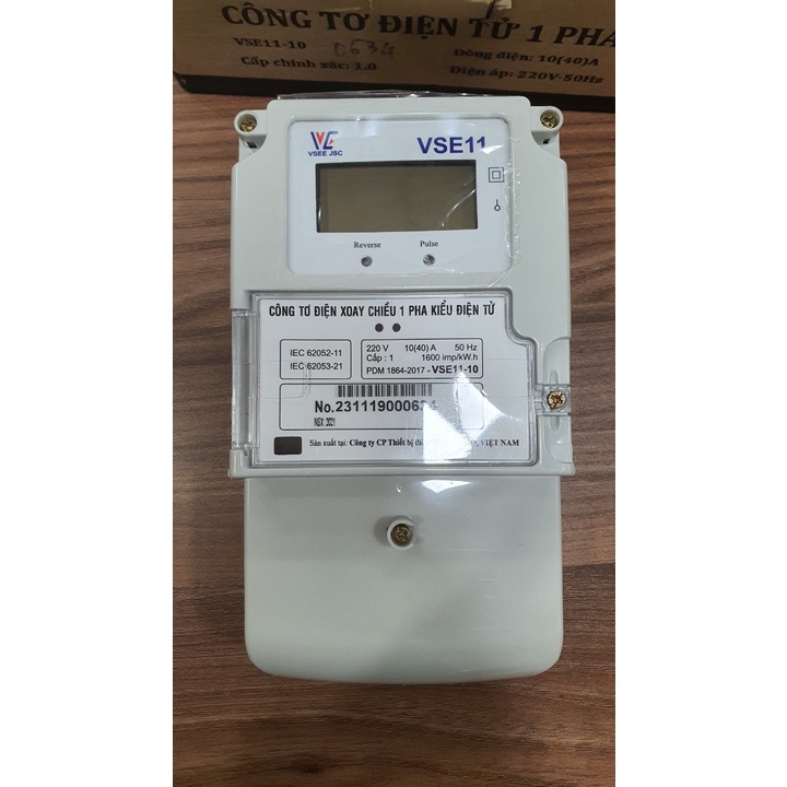 Công tơ điện tử VSE11 biểu giá 10A 220V CCX 1.0 đo dòng từ 10A đến 40A dùng cho sinh hoạt và chiếu sáng