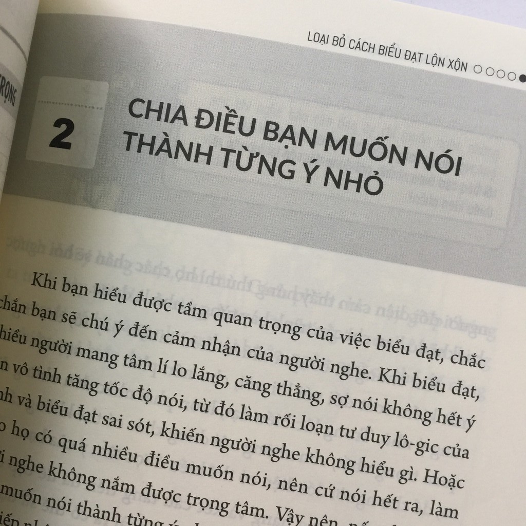 Sách - Tip Công Sở 2- Khả Năng Biểu Đạt – Đừng Thua Vì Không Biết Nói Chuyện