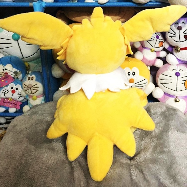 GẤU BÔNG POKEMON EEVEE (EEVUI) JOLTEON HỆ ĐIỆN (20CM--->30CM) HÀNG CHÍNH HÃNG POKEMON NGUYÊN TEM NGUYÊN TAG