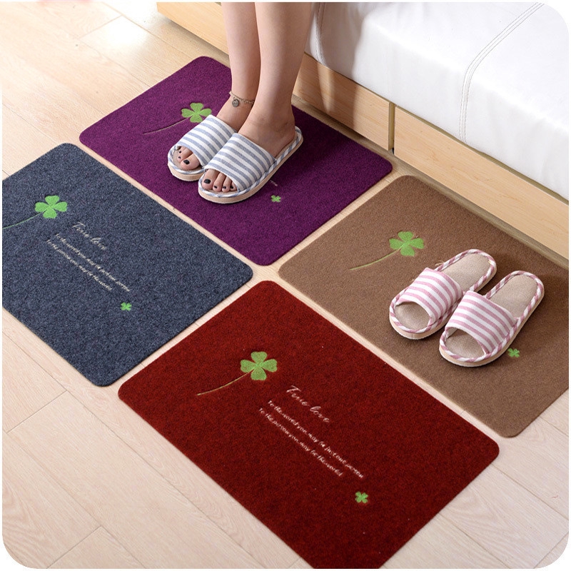 Thảm Chùi Chân Thấm Nước Chống Trượt Họa Tiết Cỏ Bốn Lá Cho Phòng Khách