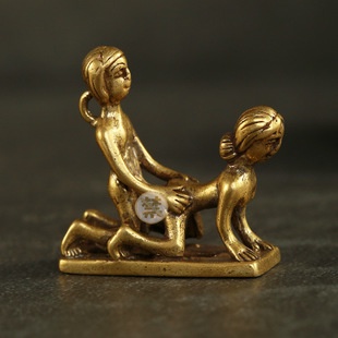 Mặt dây móc khóa hình cá bằng đồng thau kiểu dáng cổ điển